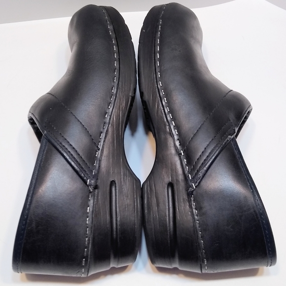 Dansko classic style blue platform clogs, size 10. Blue clogs. - Picture 7 of 13